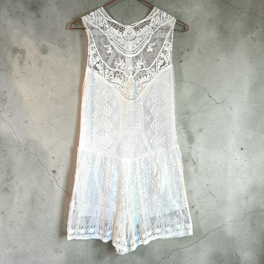 Jen’s Pirate Booty x Free People Wanderlust White Lace Romper XS Boho